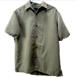 Axcess (Claiborne) Button Down Casual Shirt M